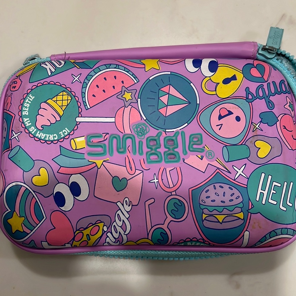 Smiggle pencil case